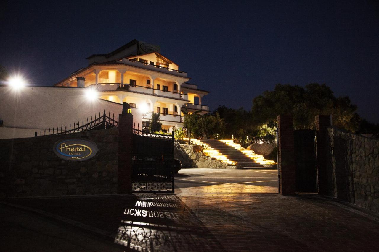 โรงแรมอารีนาส Joppolo ภายนอก รูปภาพ
